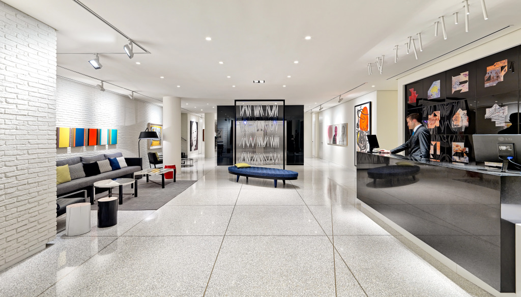H10 Art Gallery Sup