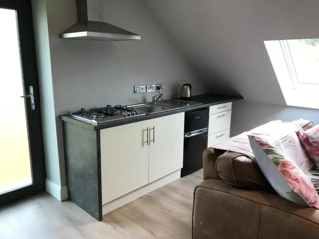 Lakeside Studio 1 Loft Apartment