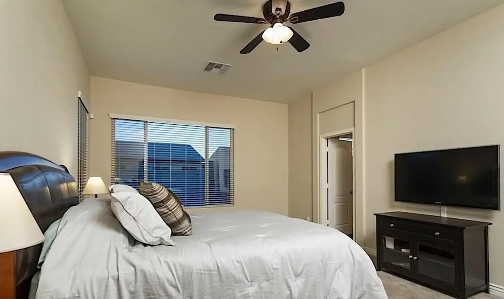 Pleasant Surprise By Signature Vacation Rentals