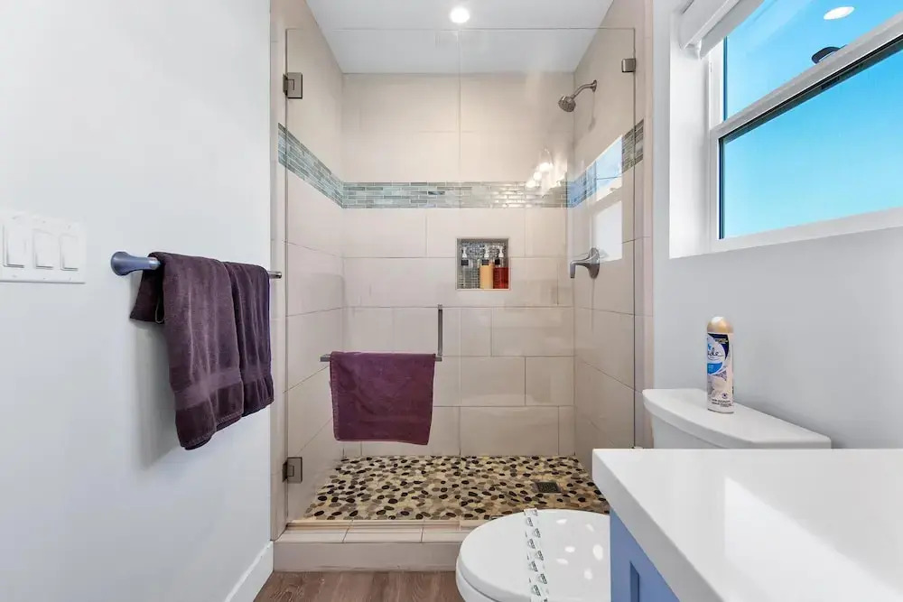 Rent Mission Beach 3Br Combo Top 2 Units