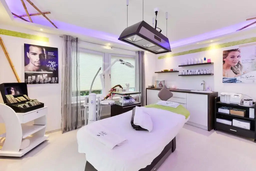 Ferienhotel Hahn Garni