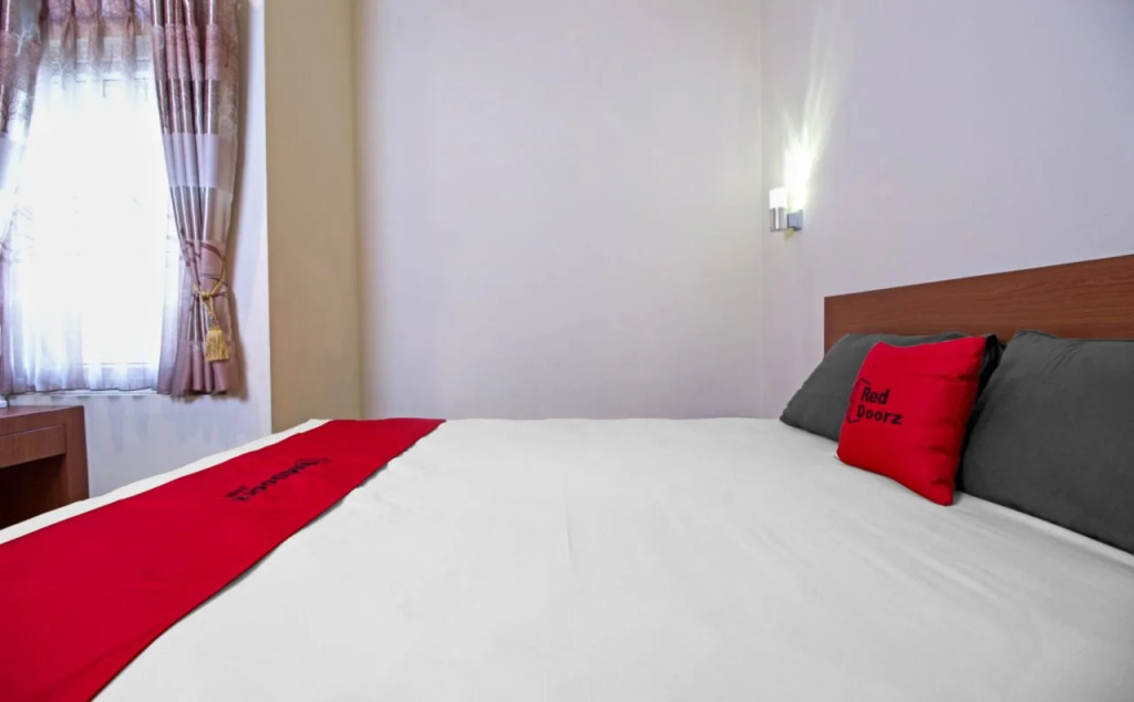 Panyawangan Guesthouse by RedDoorz