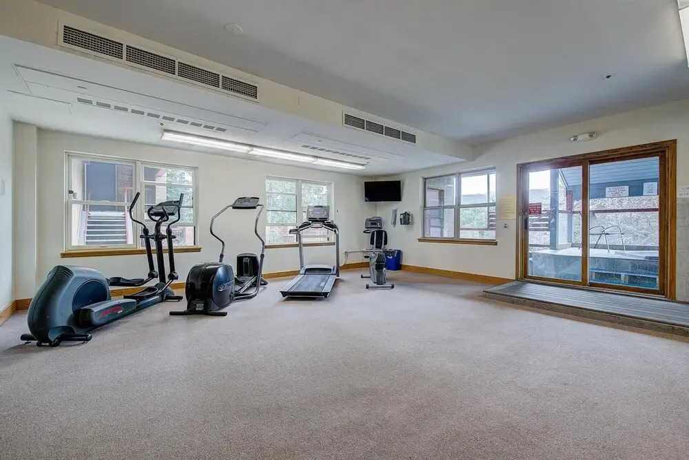 Ski-in Downtown Breckenridge Condo