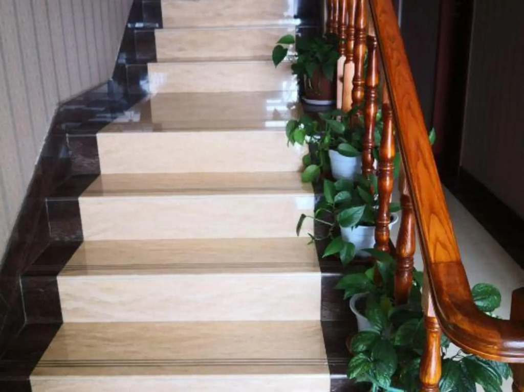 Yunshang Business Hotel