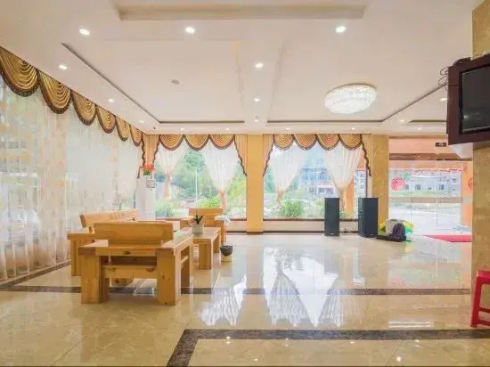 Lixian Yujingyuan Theme Hotel（Bipenggou Scenic Area · Lixiao Road Store）