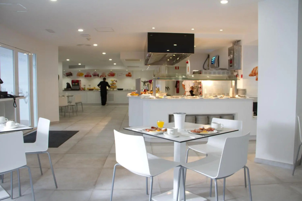 Welikehotel Triton Beach