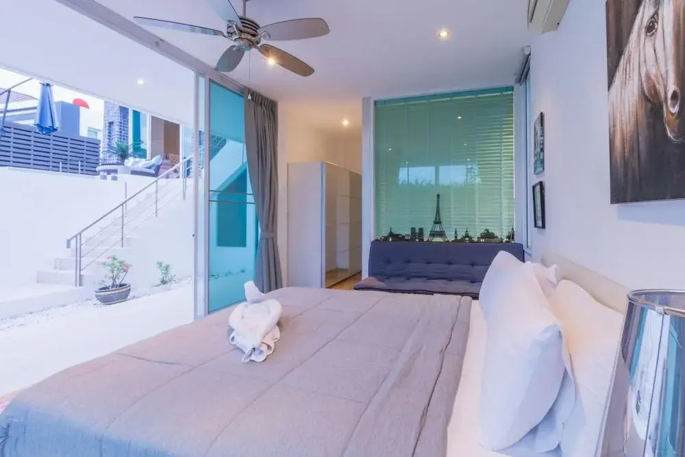 Luxury 3 Bedroom Villa, Sea View PM-A5