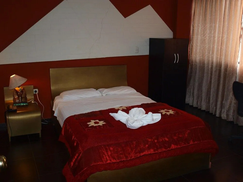 Hostal Isis