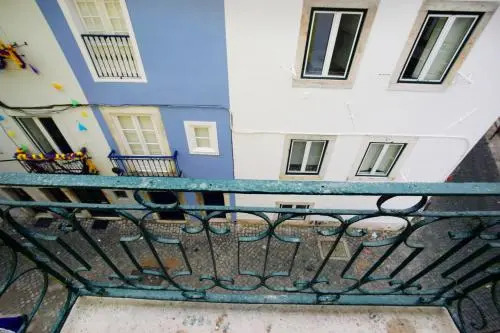 Charming Bairro Alto Apartment