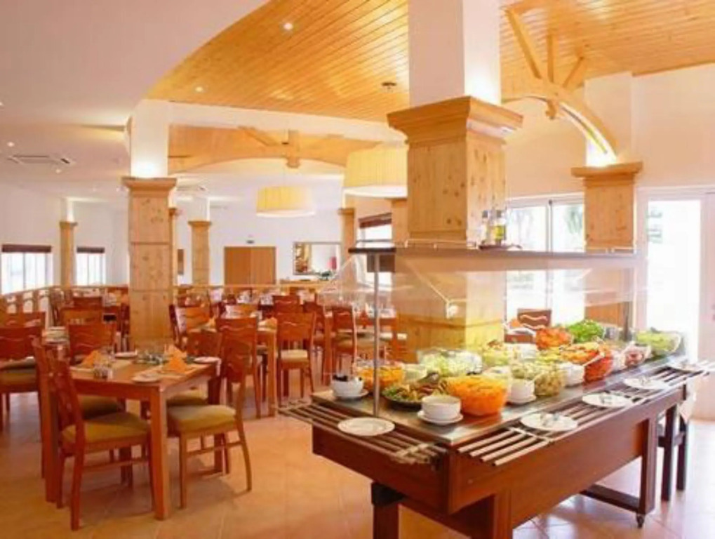 Luz Bay Hotel