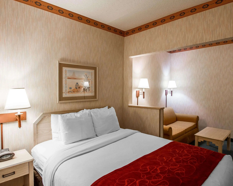 Comfort Suites Peoria Sports Complex