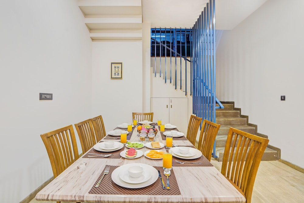 ELIVAAS Villa 39 Serene 6BHK with Pool