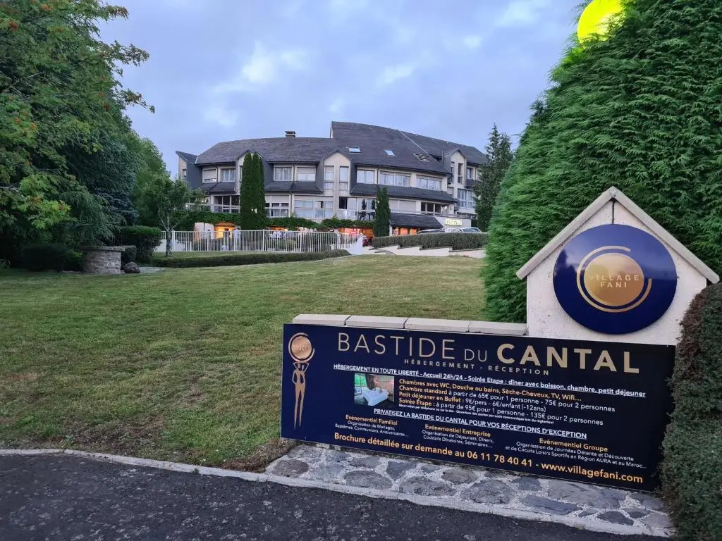 INTER-HOTEL Salers Le Gerfaut