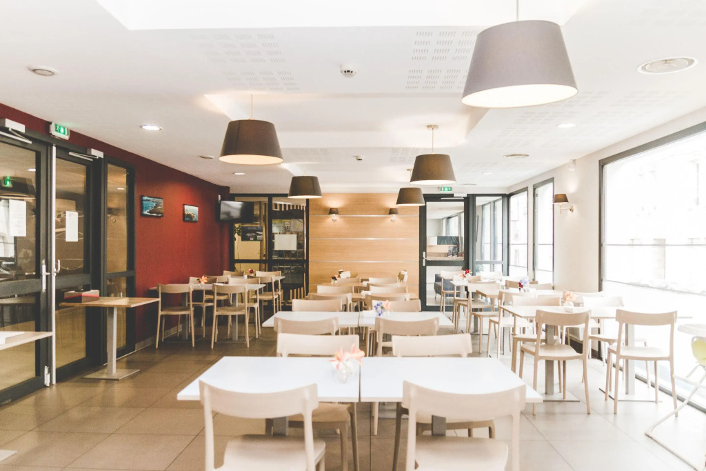 Terres de France - AppartHotel Quimper Bretagne