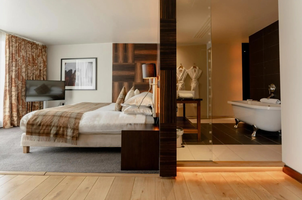 ABode Chester