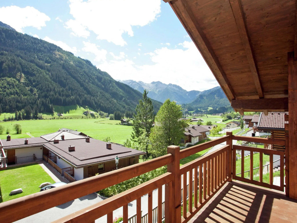 Chalet in Wald im Pinzgau Near Ski Lift