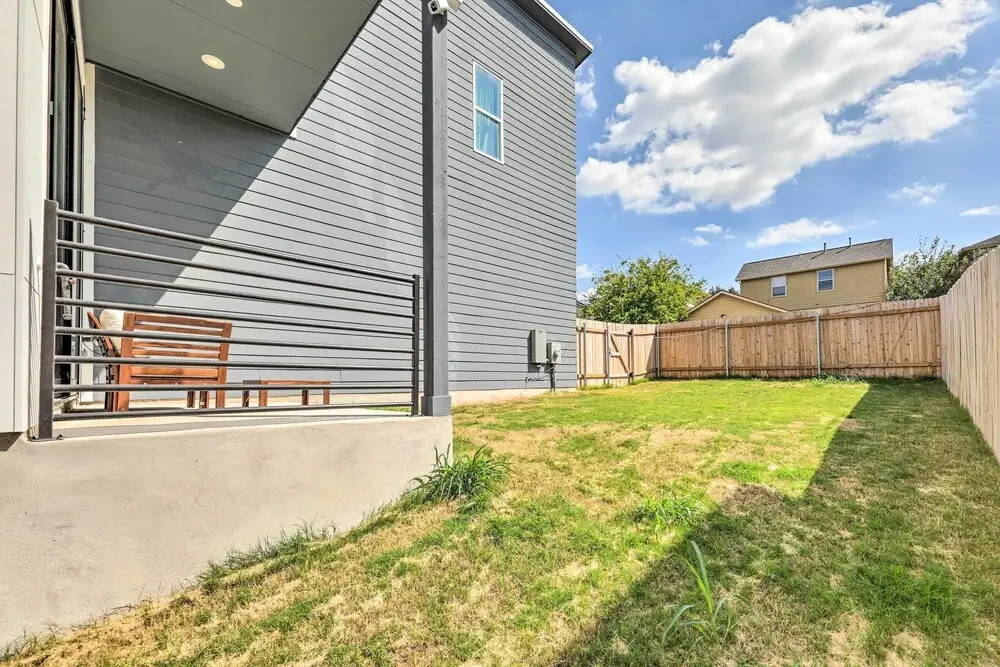 Luxurious & Spacious Austin Home ~ 8 Mi to Dtwn