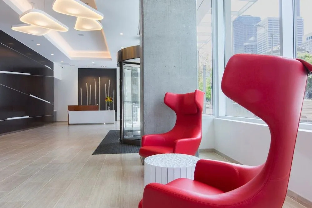 Luxe Hubs Convention Center Apartments