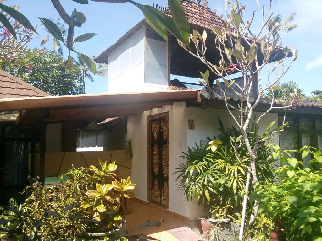 Gazebo Beach Hotel