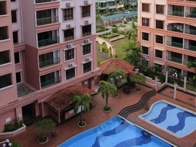 QQ Boutique Service Apartment @ Marina Court Resort Condominium