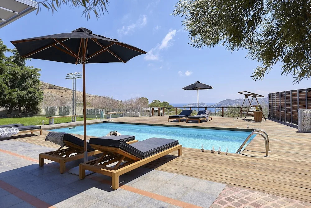 Mountainside Villa w Pool Breathtaking sea View