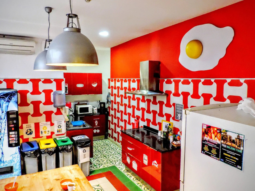 Home Youth Hostel by Feetup Hostels
