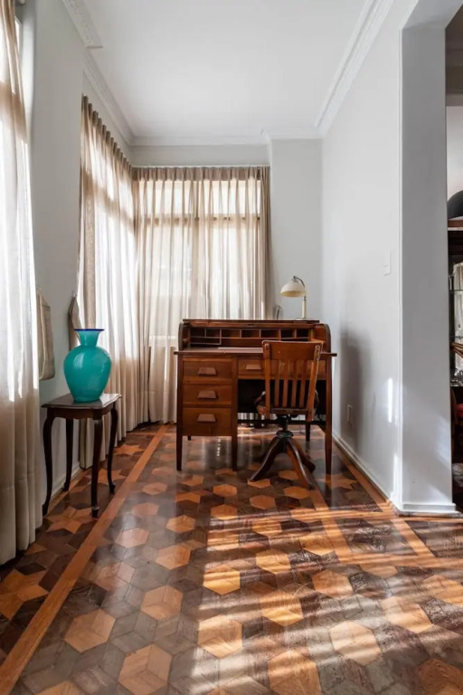 Literary Sanctuary Near Arpoador Fco501