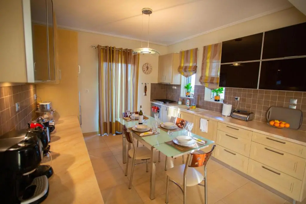 Fou's luxury apartment