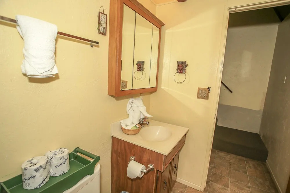 Bear Trap Cabin