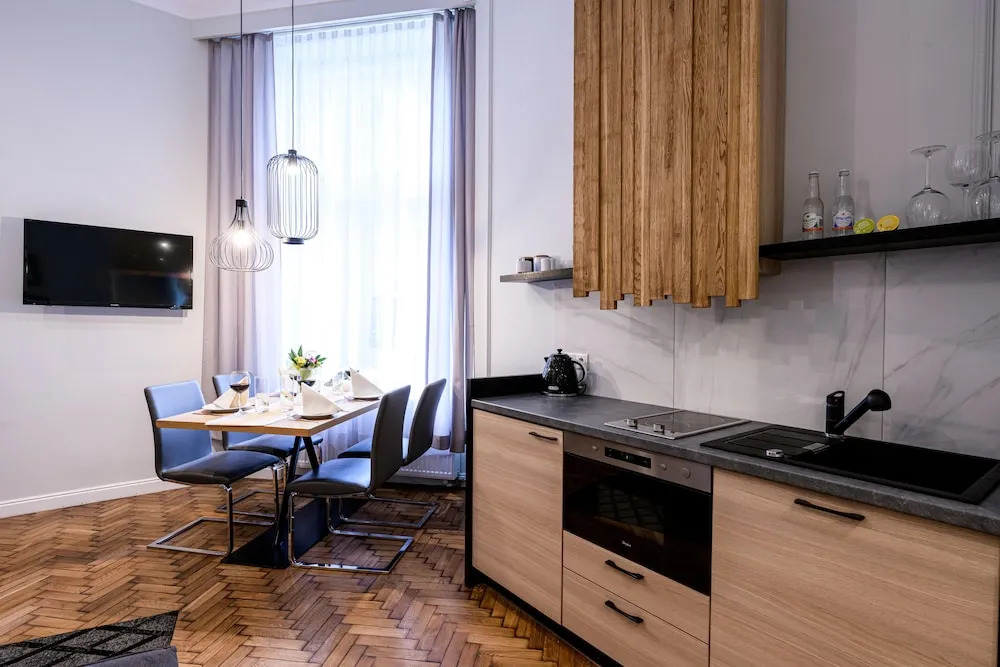 Arts Apartments City Center