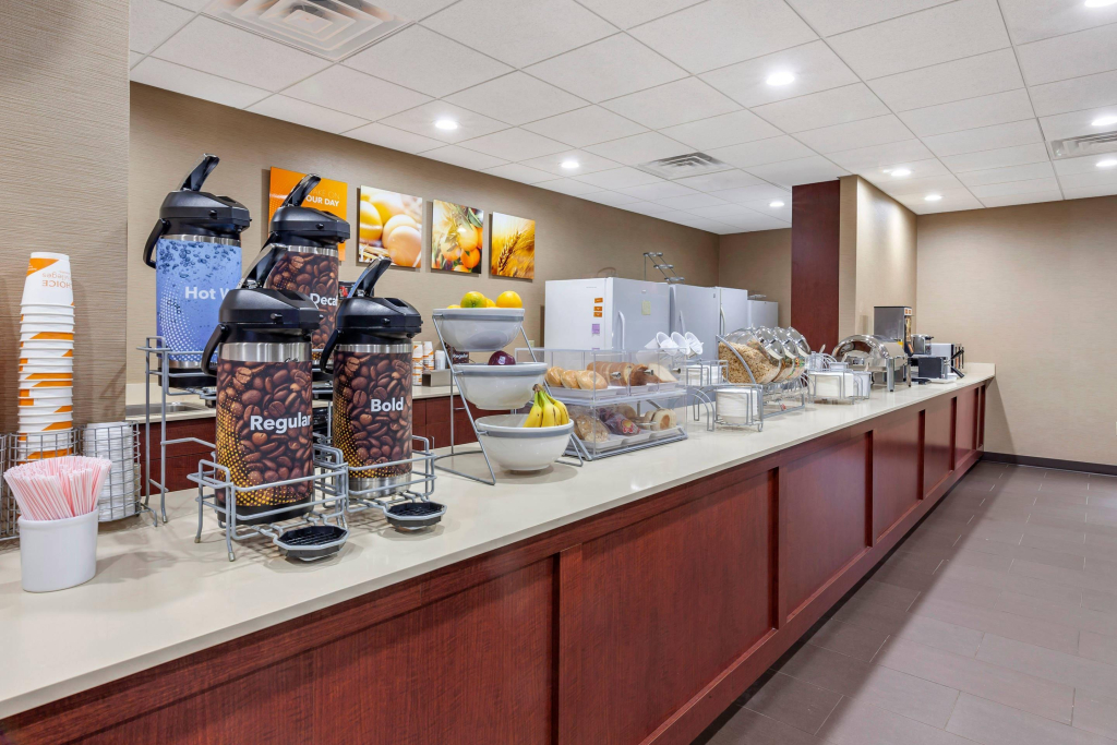 Comfort Suites Escanaba West