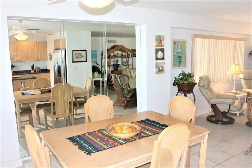 Jamaica Royale - 503 - 2 Br Condo
