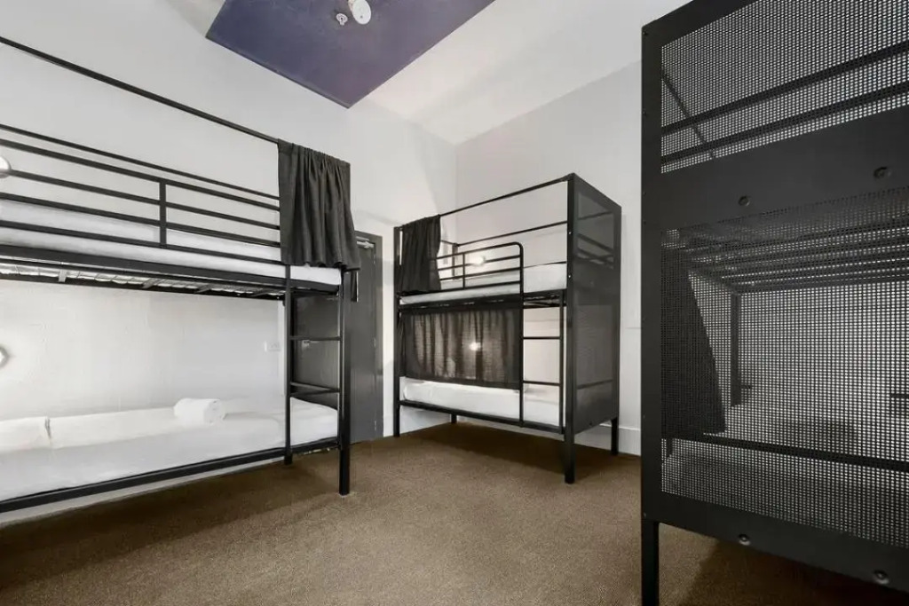 YHA Melbourne Central