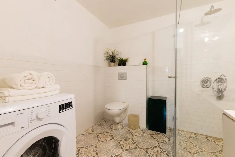 Lovely 1BR Apt in Neve Tzedek W Parking