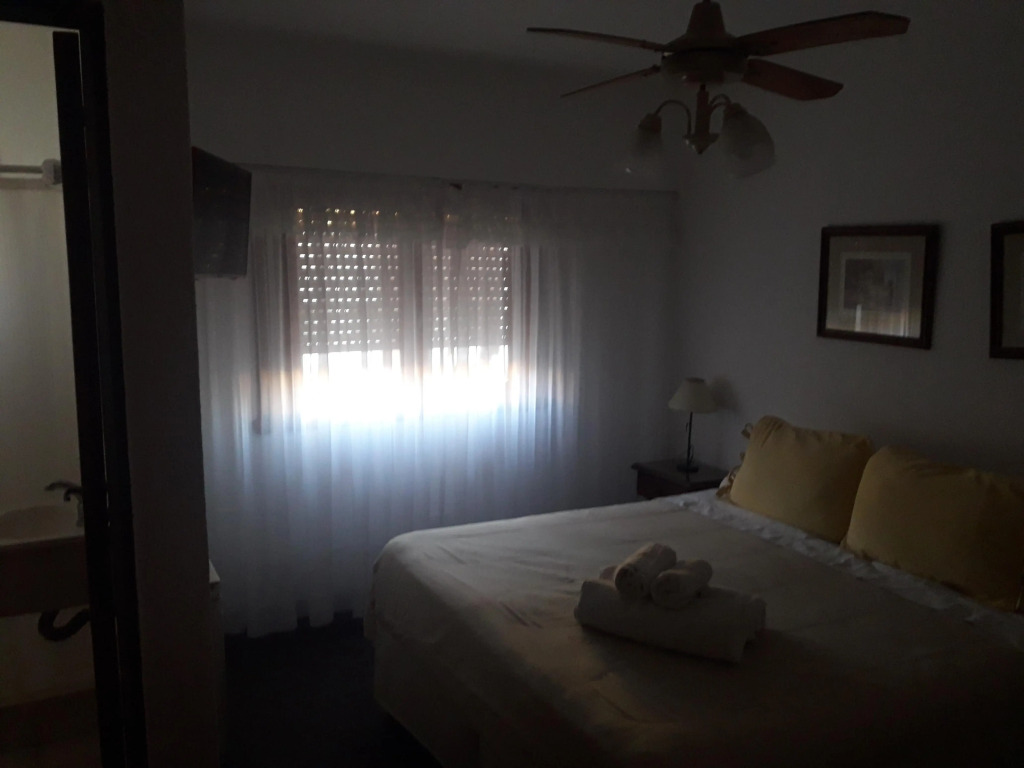 De la Plaza Hotel y Apart