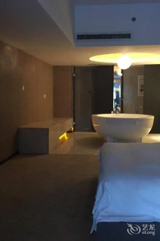 Wuhan Palm Spring International Hotel