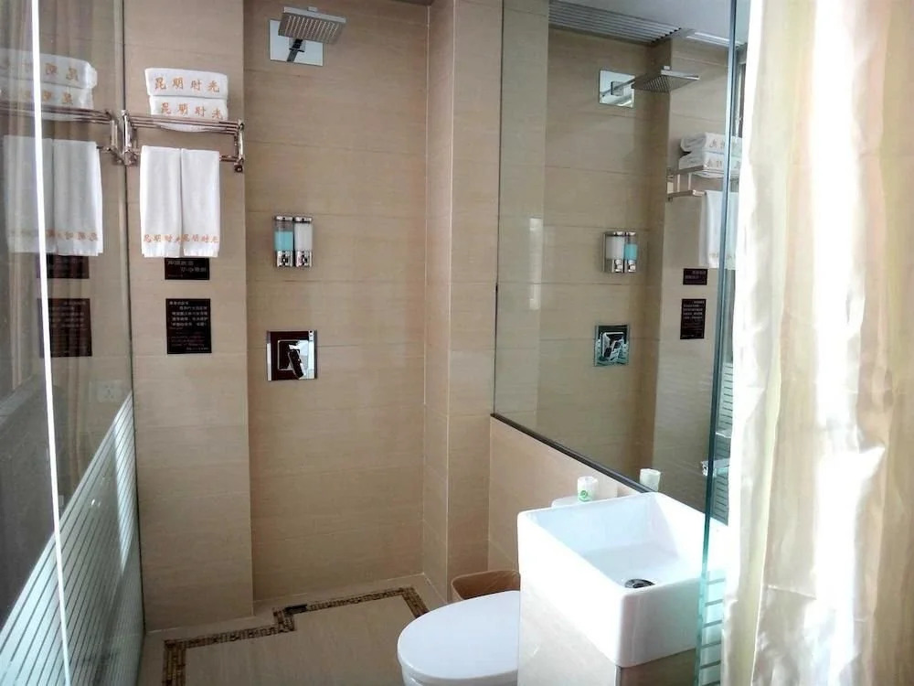 Kuenming Memory Hotel Group