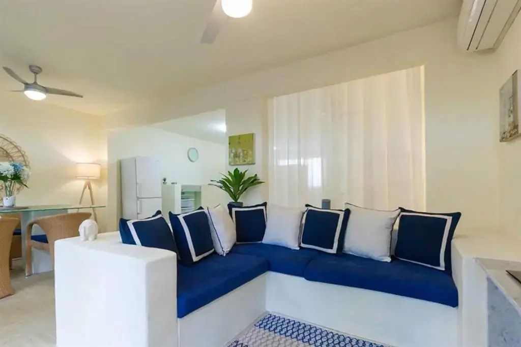Beachside Villa with Private lap pool