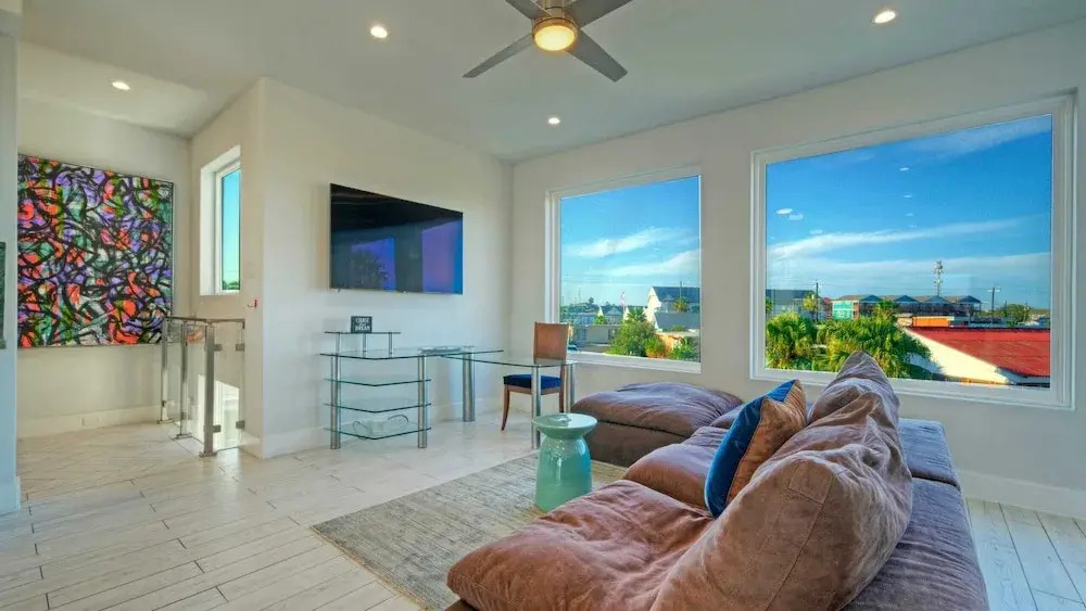 4 Homes Sleeps 17 Firepit Walkable Location Spanish Village