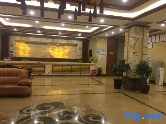 Yunmei Hot Spring Hotel (Caiyun North Road, Guandu District, Kunming)