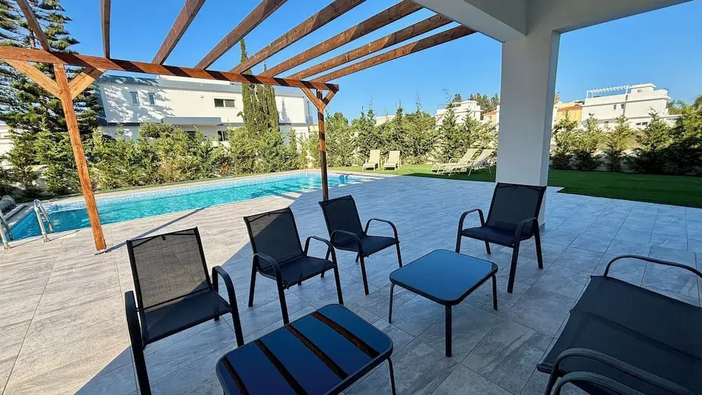 Sunrise Villa with Pool by TrulyCyprus