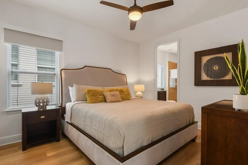 Refurbished Lux 6 Bed Golf Views At Reunion Resort By Shine Villas