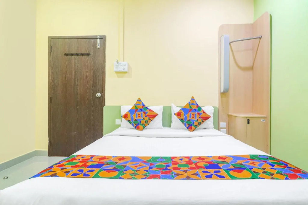 Via Airport Stay Inn - Nr, Rajiv Gandhi International Airport