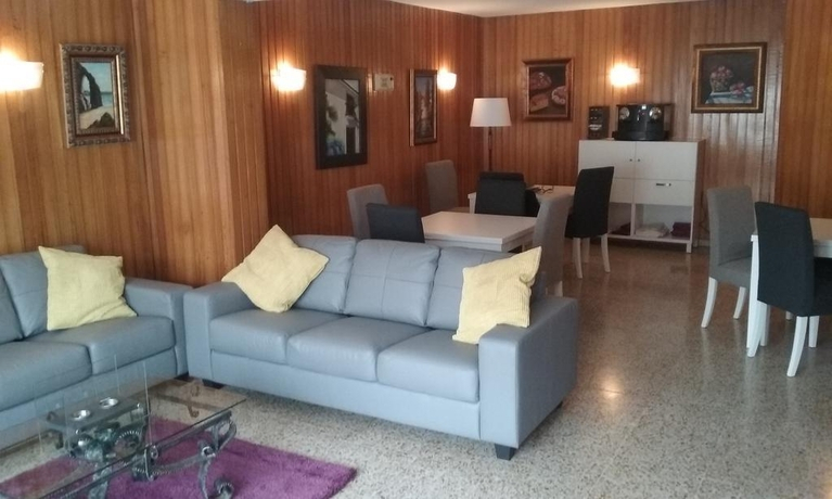 Hotel Puente de los Santos