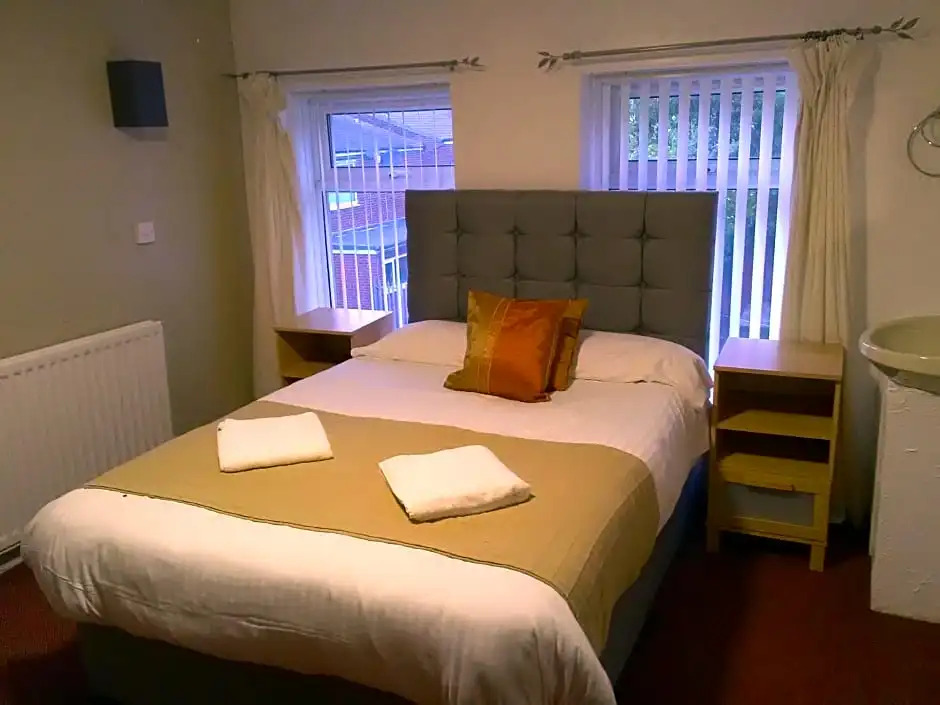 The Clifton Hotel Newcastle