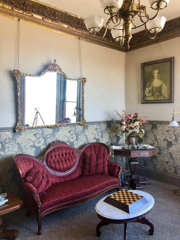 The Hancock House Bed & Breakfast Inn