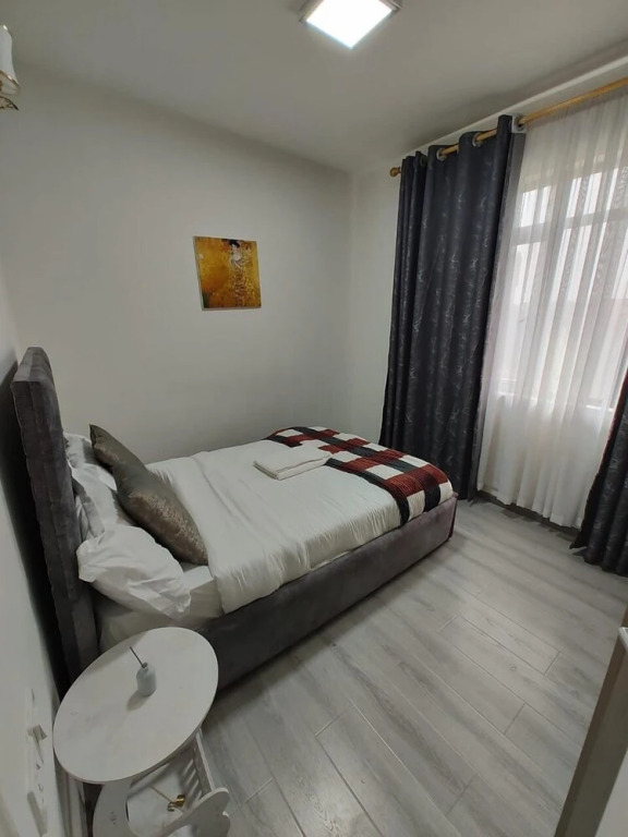 Lux Suites Sandalwood  Apartments