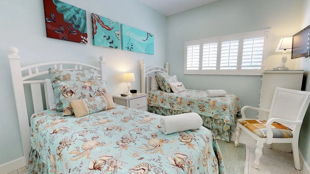 AMI Beach House Apartment 6