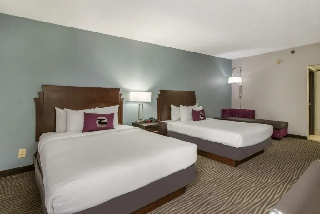 Holiday Inn Jackson-carriage House Dr