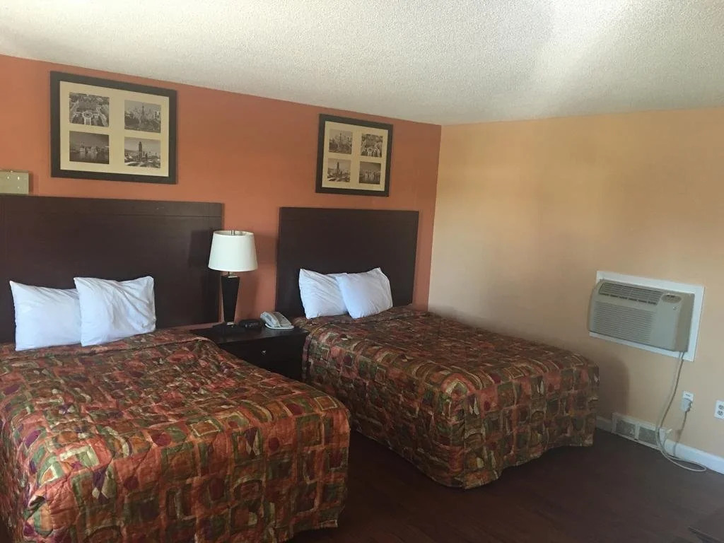 Four Season Motel